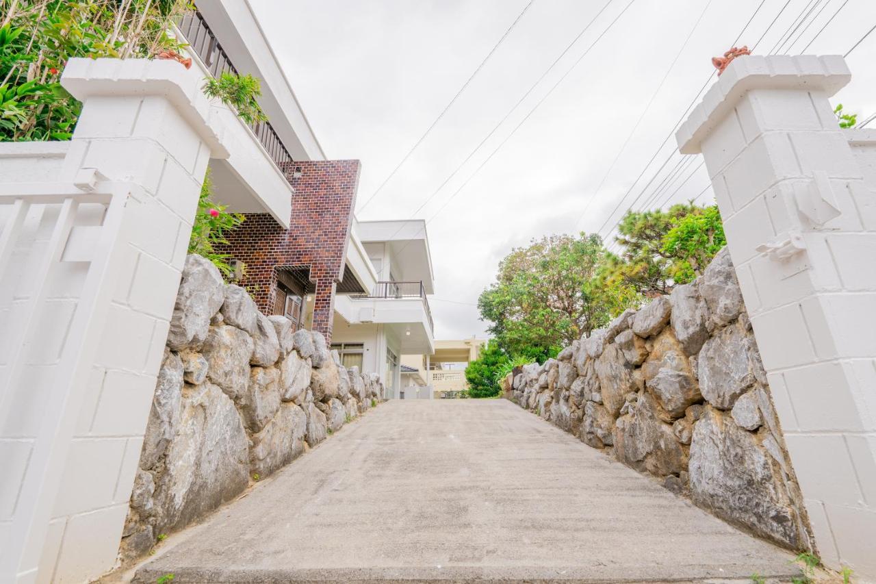 本部町パライソ デ モトブアパートメント エクステリア 写真